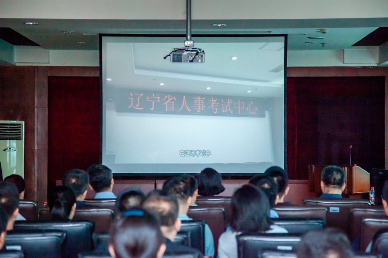 5.短片创作《答卷人》表演者：中心青年理论学习第三小组集体.jpg
